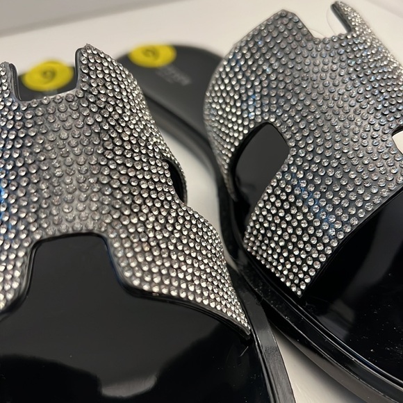 Steven New York Archer Black Rhinestone Flat Sandals size 9 NEW - Picture 4 of 9